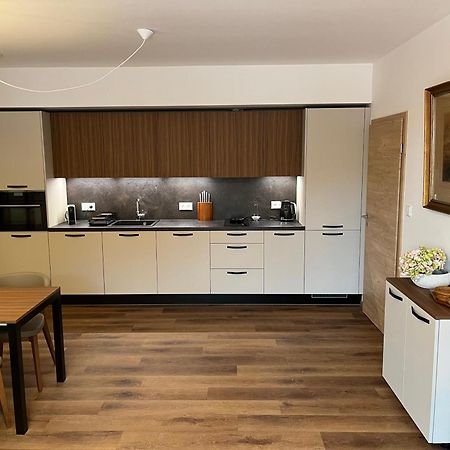Apartman Hruska Černý Dŭl Exterior photo